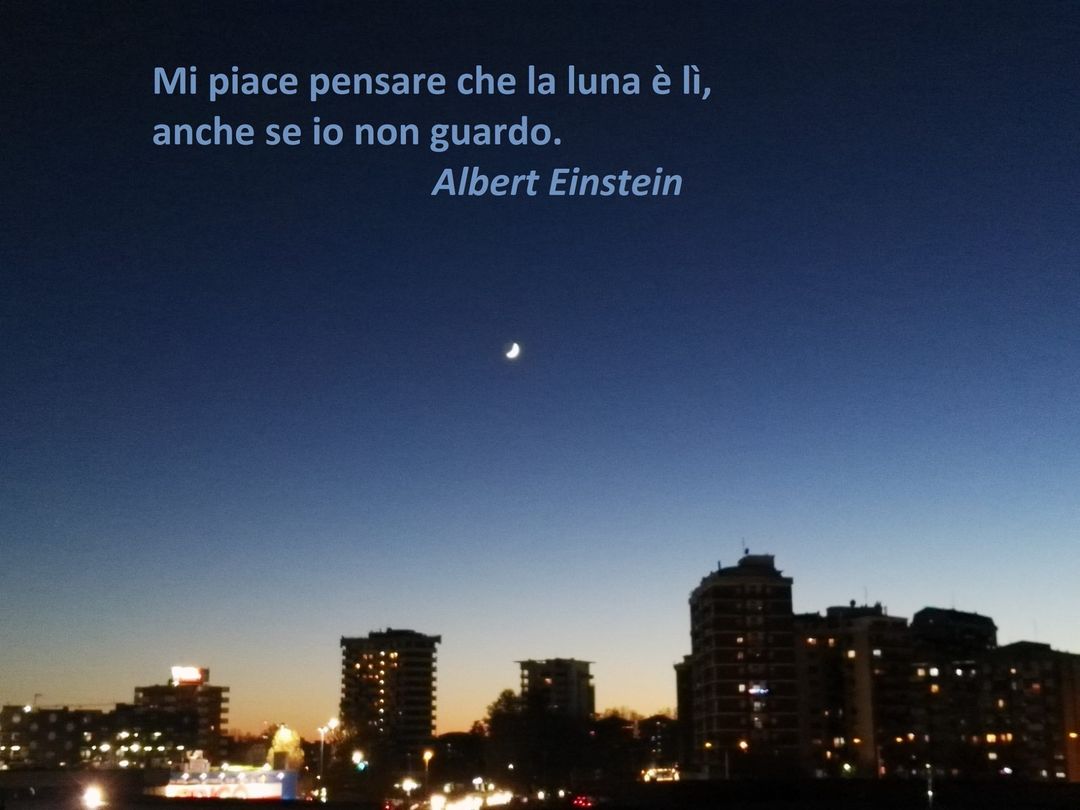 La luna di Einstein